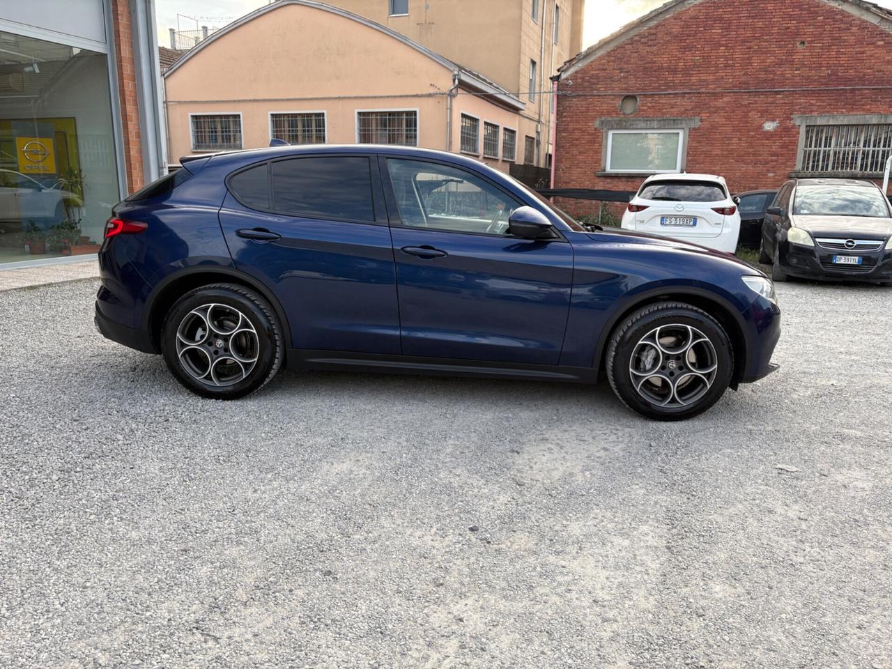Alfa Romeo Stelvio Q4 2.2 T Diesel 210 CV -Perfetto