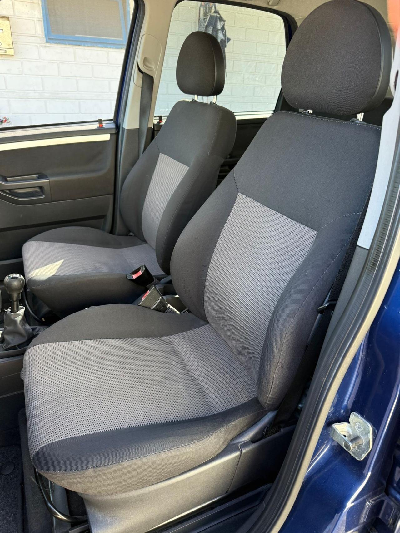 Opel Meriva 1.4 Benzina neopatentati uniproprietario