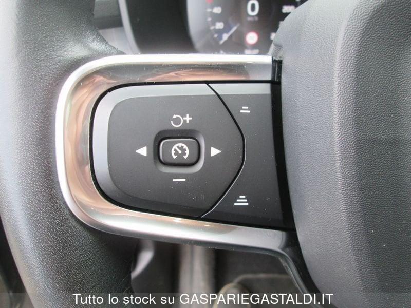 Volvo XC40 D3 Geartronic Momentum