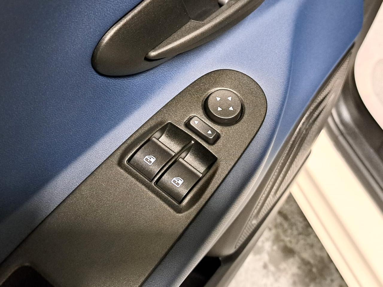 Lancia Ypsilon 1.0 FireFly Hybrid Platino Km. 0 (466)