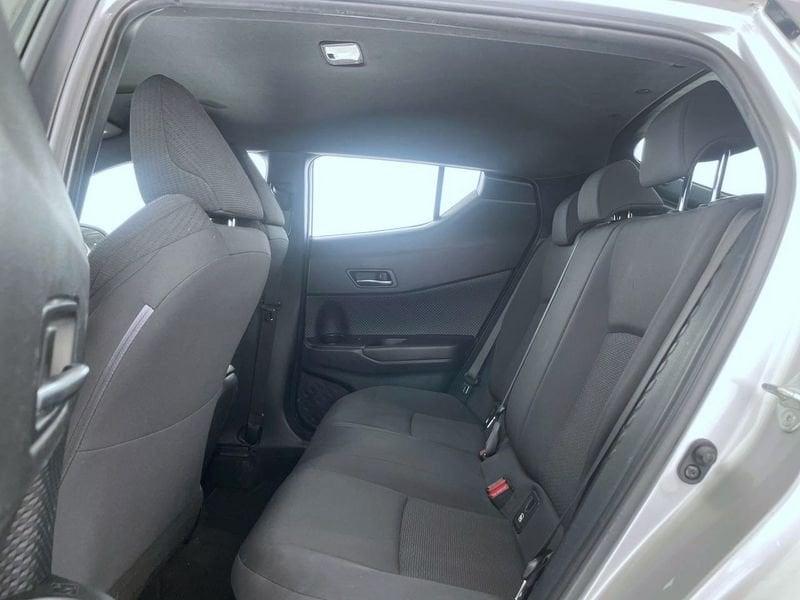 Toyota C-HR Hybrid 1.8H E-CVT Business