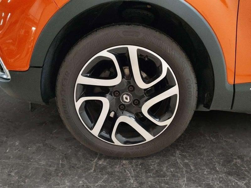 Renault Captur 1.2 tce Intens (energy r-link) s&s 120cv edc E6