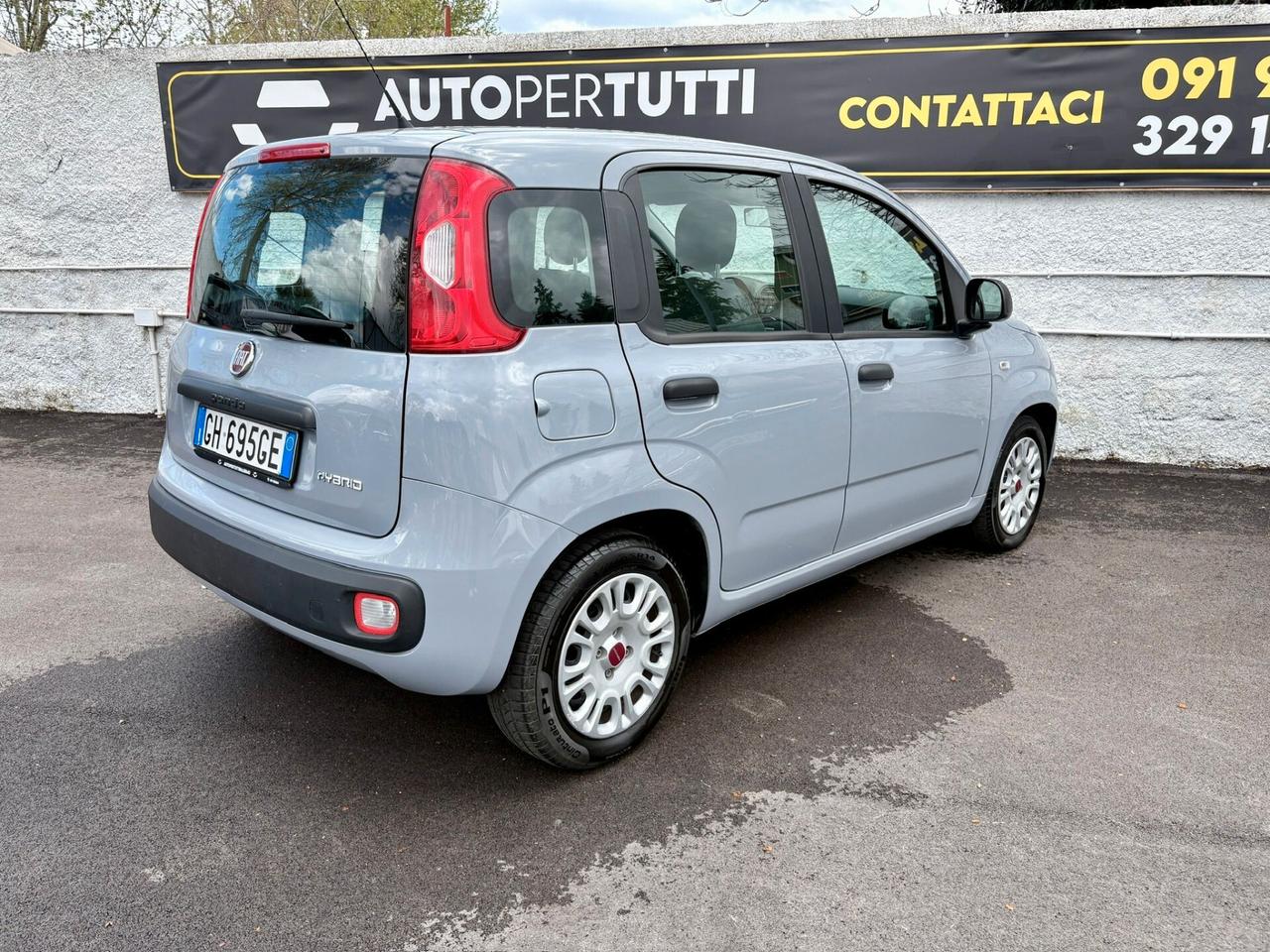 99.000 KM Fiat Panda 1.0 FireFly S&S Hybrid