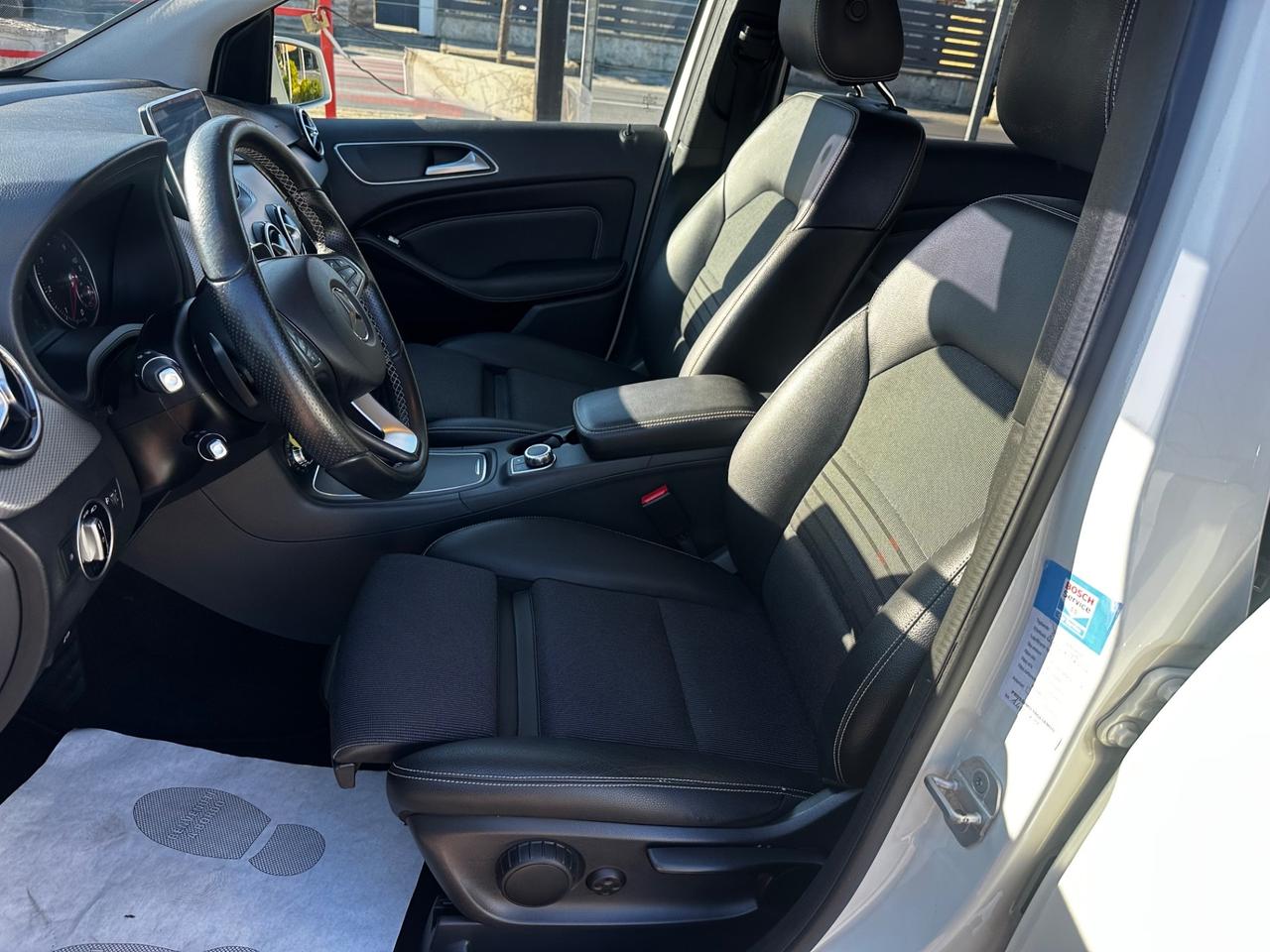 Mercedes-benz B 180D 109CV AUT. OK NEOPATENTATI