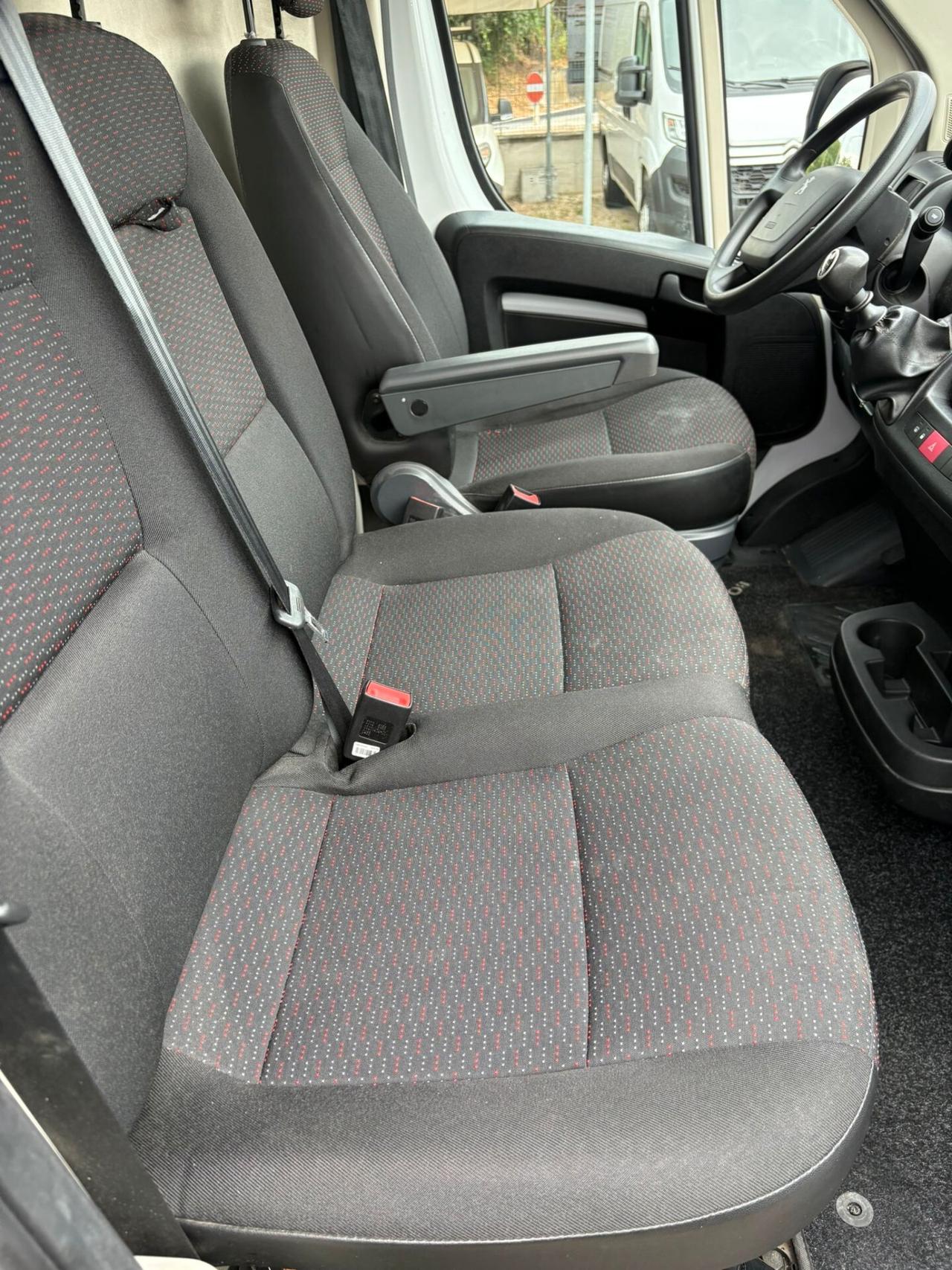 PEUGEOT Boxer 2.2BHDi 140 S&S L2H2 - 2023