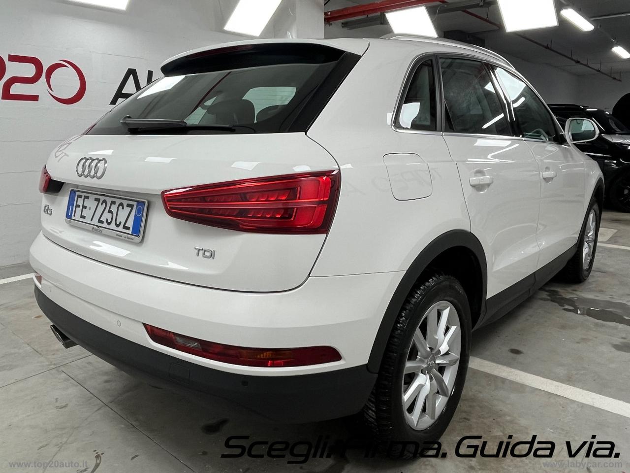 AUDI Q3 2.0 TDI 120CV EU6 Business