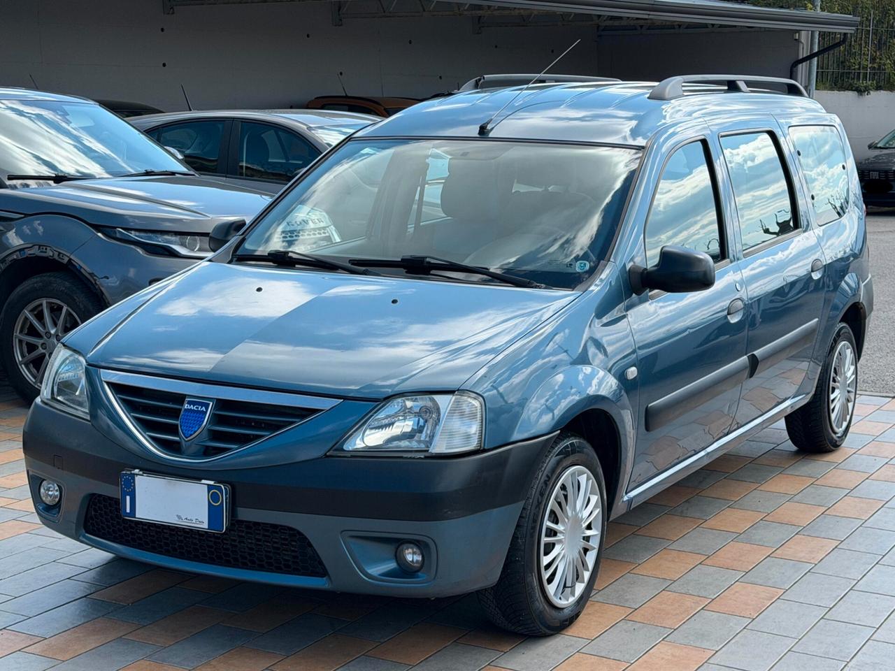 Dacia Logan MCV 1.5 DCI 85 cv. LAUREATE (7 posti)