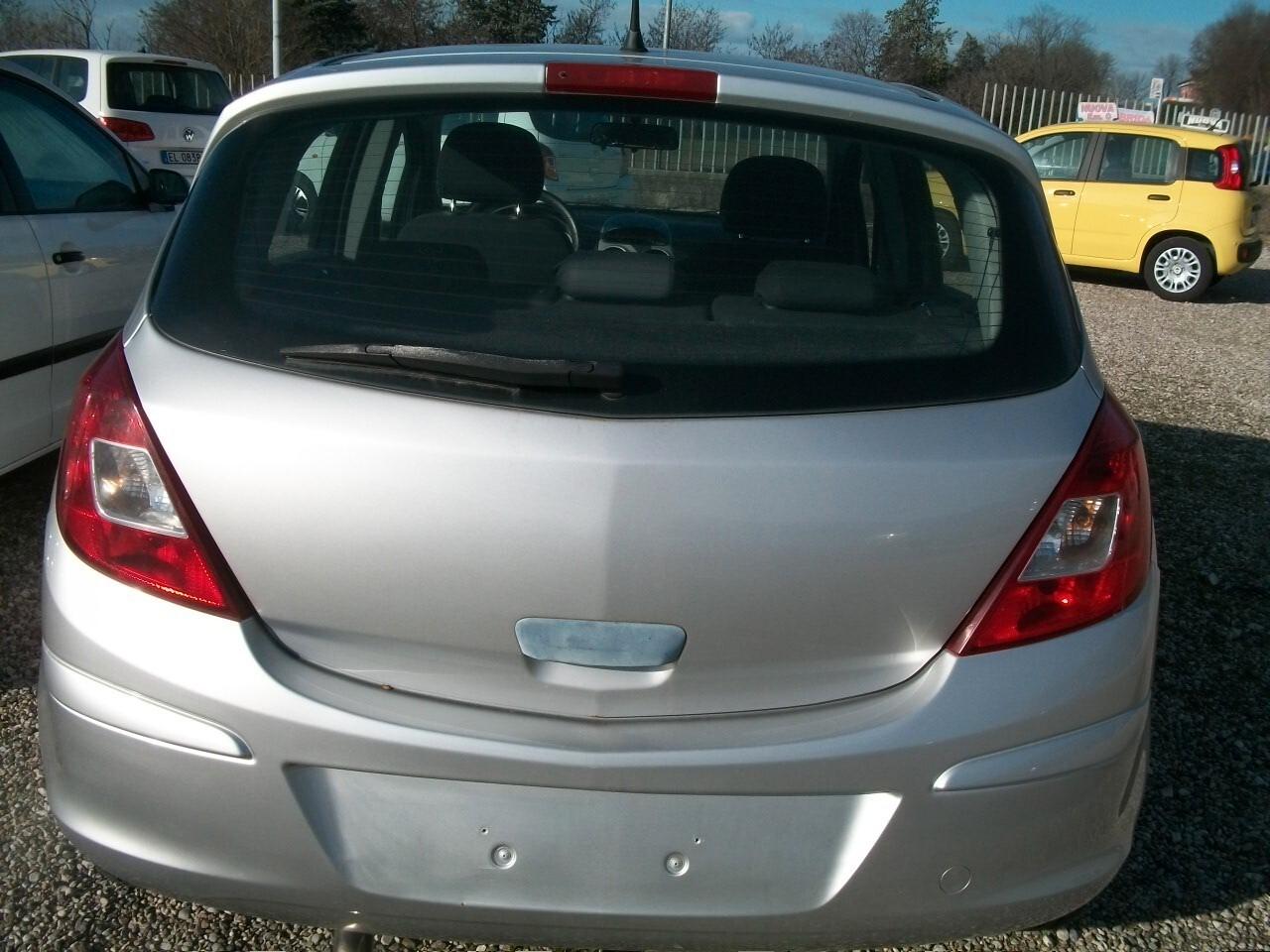 Opel Corsa 1.2 5 porte Enjoy 05 PORTE SI NEOPATENTATI CC 1229 EURO 04 BENZINA GARANZIA UN ANNO