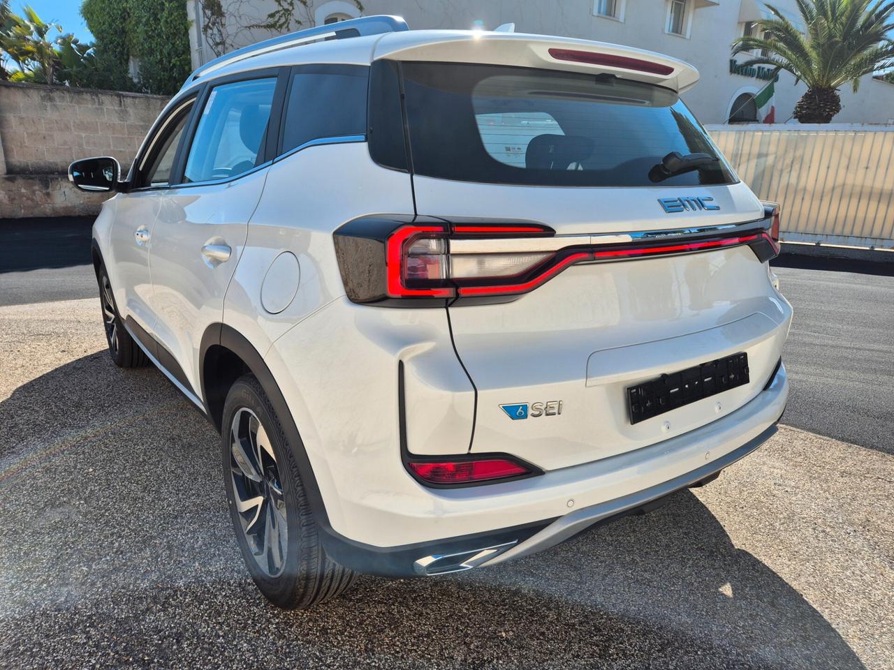 NUOVA EMC Sei 1.5 benzina M/T