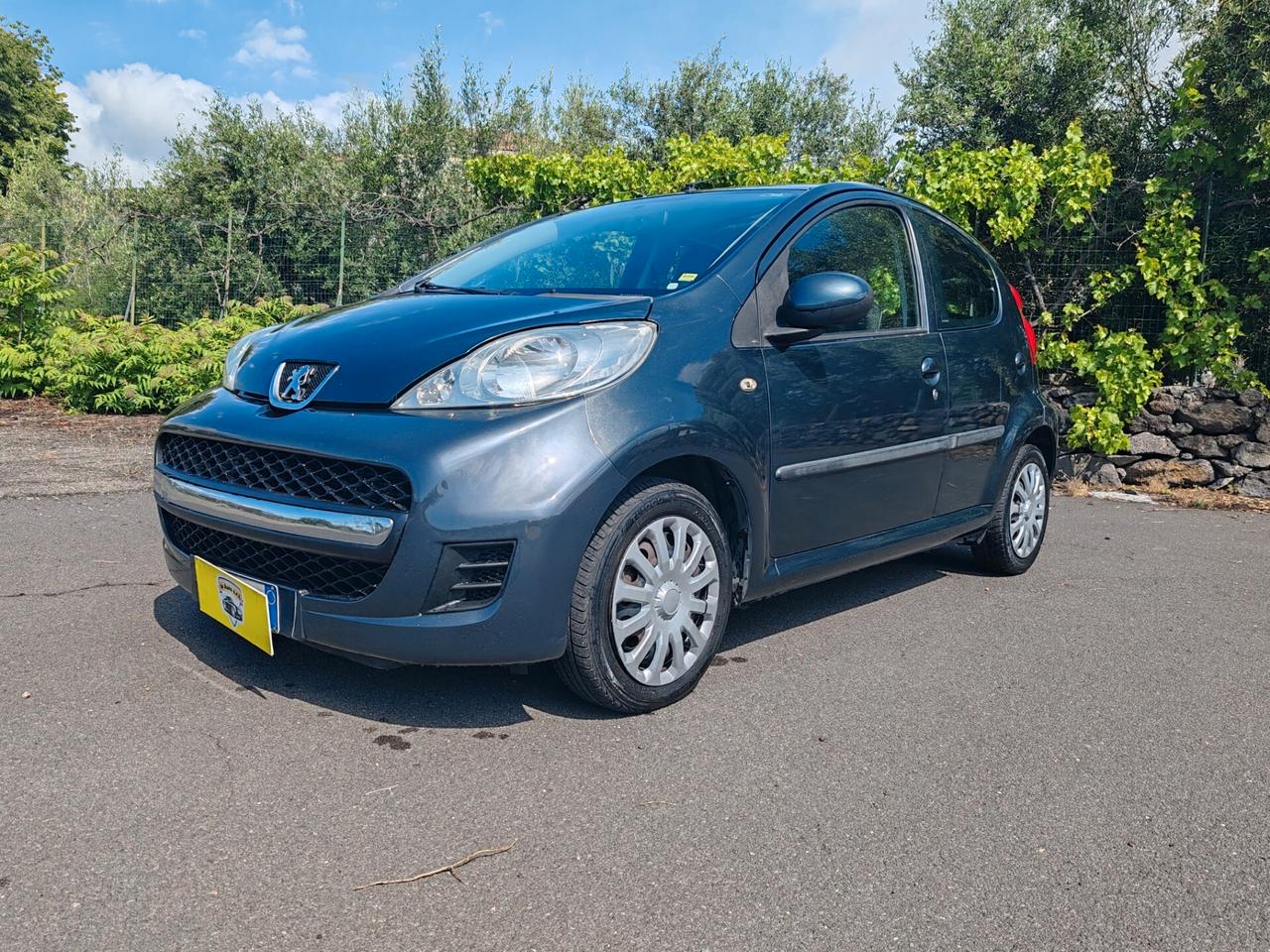 Peugeot 107 1.0 68CV 5p. Plaisir
