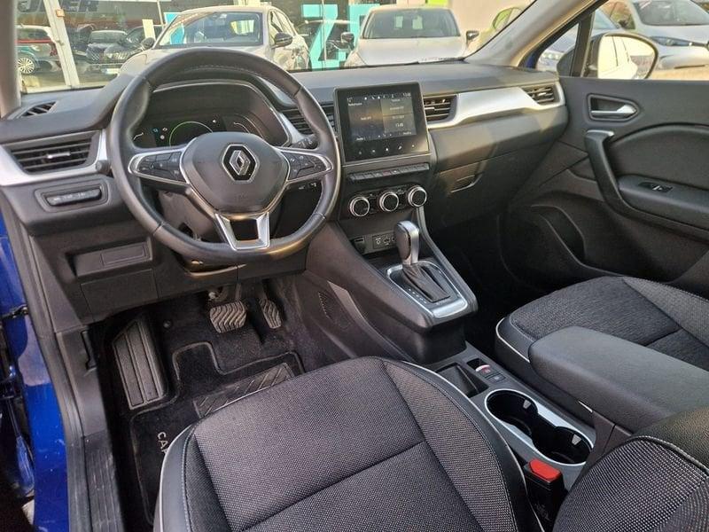 Renault Captur 1.6 E-TECH Hybrid Intens Auto