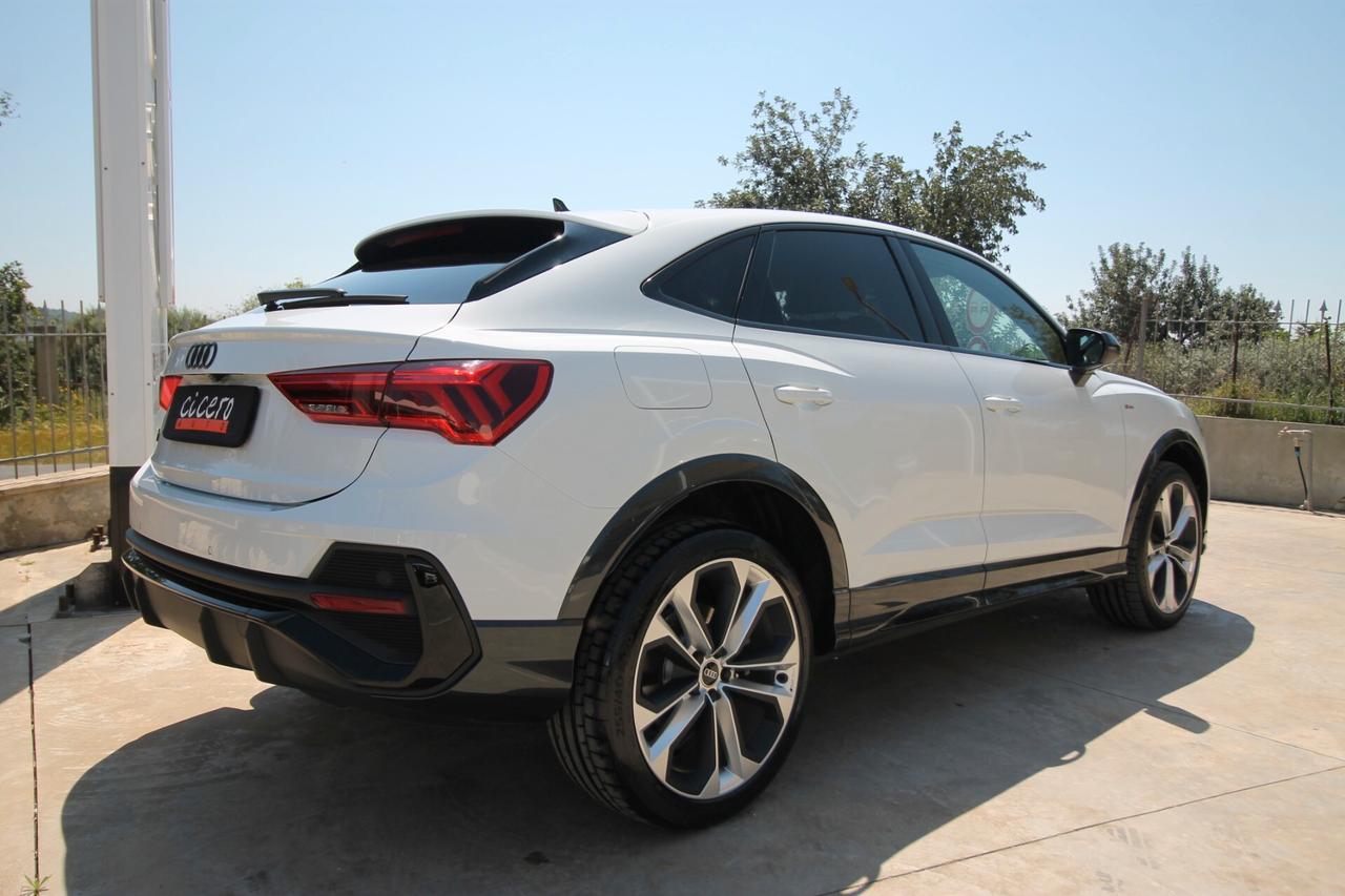 Audi Q3 SPB 45 TFSI e Identity Black|2024