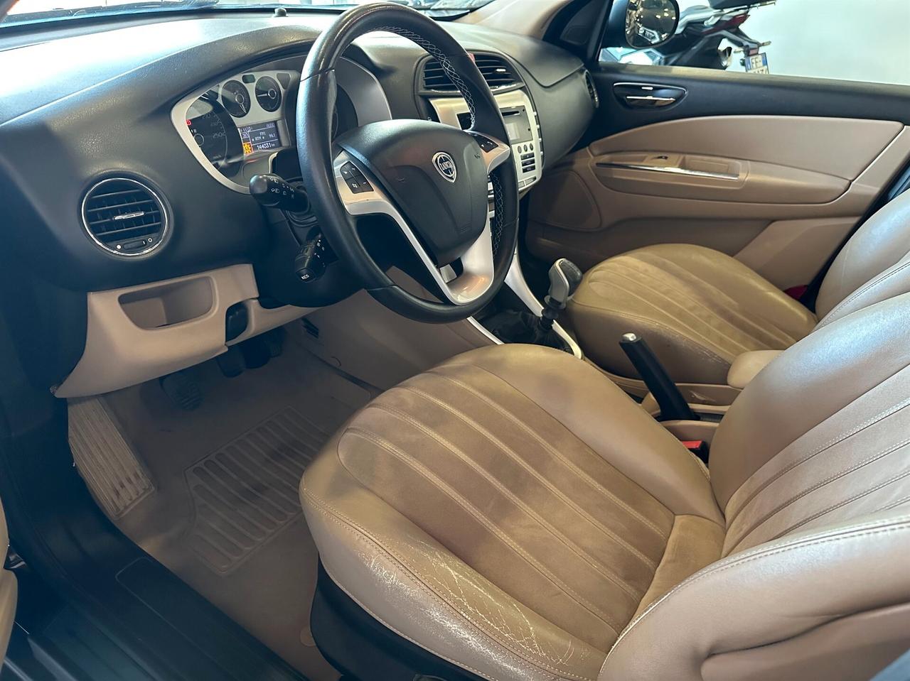 Lancia Delta 1.6 MJT DPF Gold