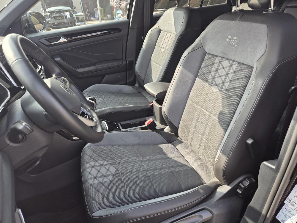 Volkswagen T-Roc 1.0 tsi R-Line 110cv
