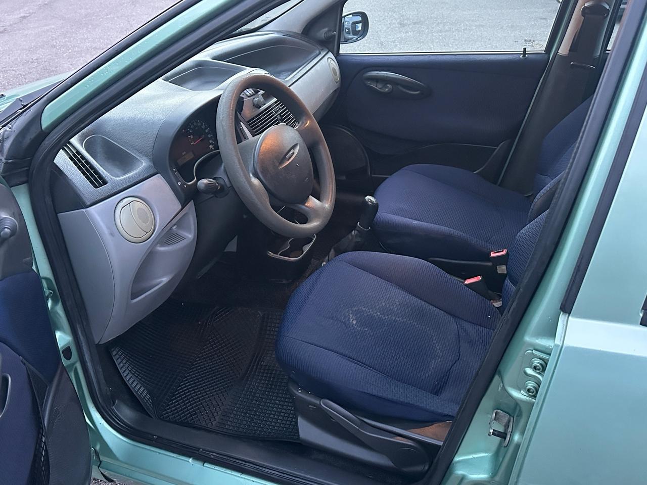 Fiat Punto 1.9 JTD 5 porte HLX