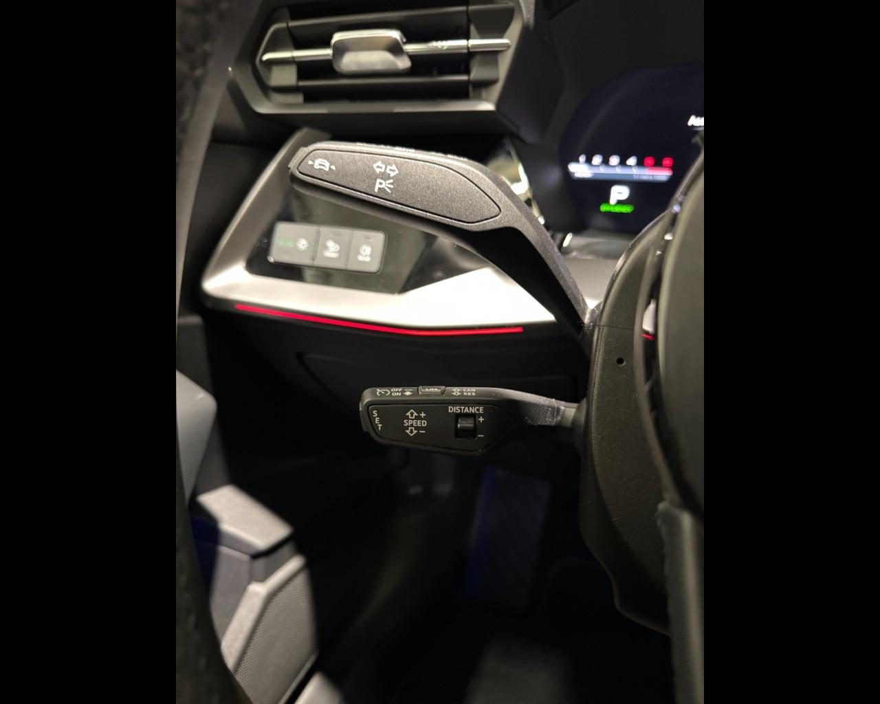 AUDI A3 SPORTBACK 35 TDI S-TRONIC S LINE EDITION