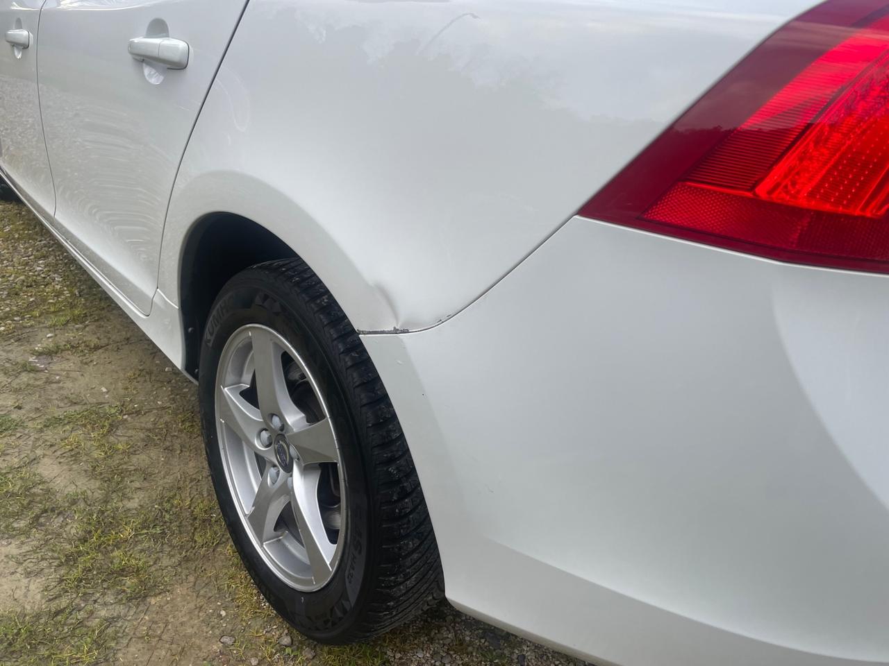 Volvo V60 2.0 Diesel - Automatico - Neopatentati