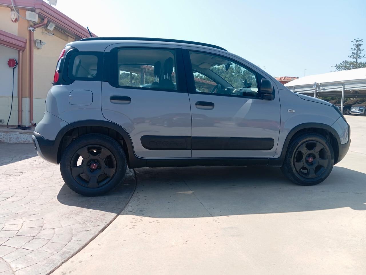 Fiat Panda 1.0 FireFly S&S Hybrid City Cross