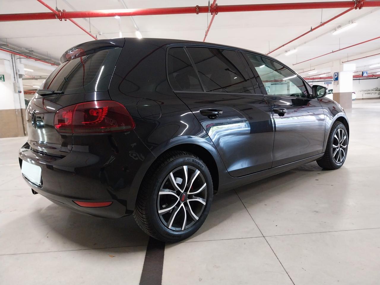 Volkswagen Golf Business 1.6 TDI 5p. Highline - ok neopatentati