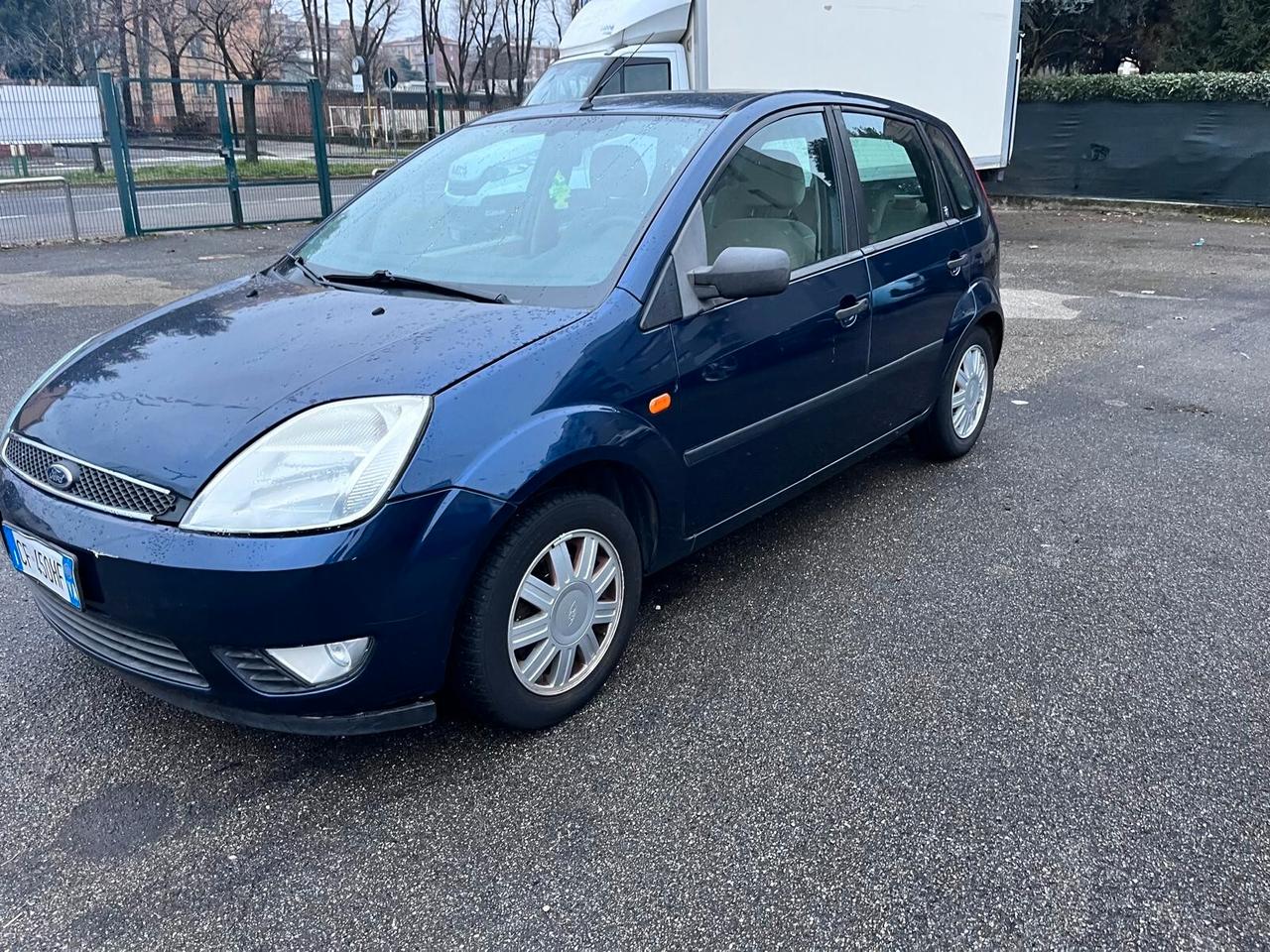 Ford Fiesta 1.4 16V 5p. Ghia - 2003
