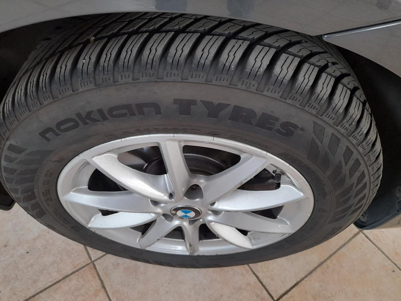 Bmw 2er Active Tourer 218d Advantage