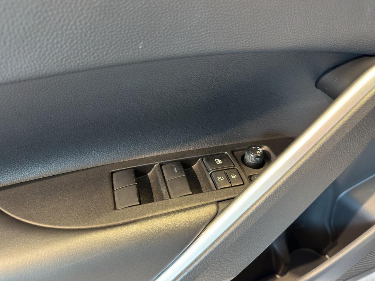 Toyota Corolla Cross 1.8h Trend fwd 140cv e-cvt