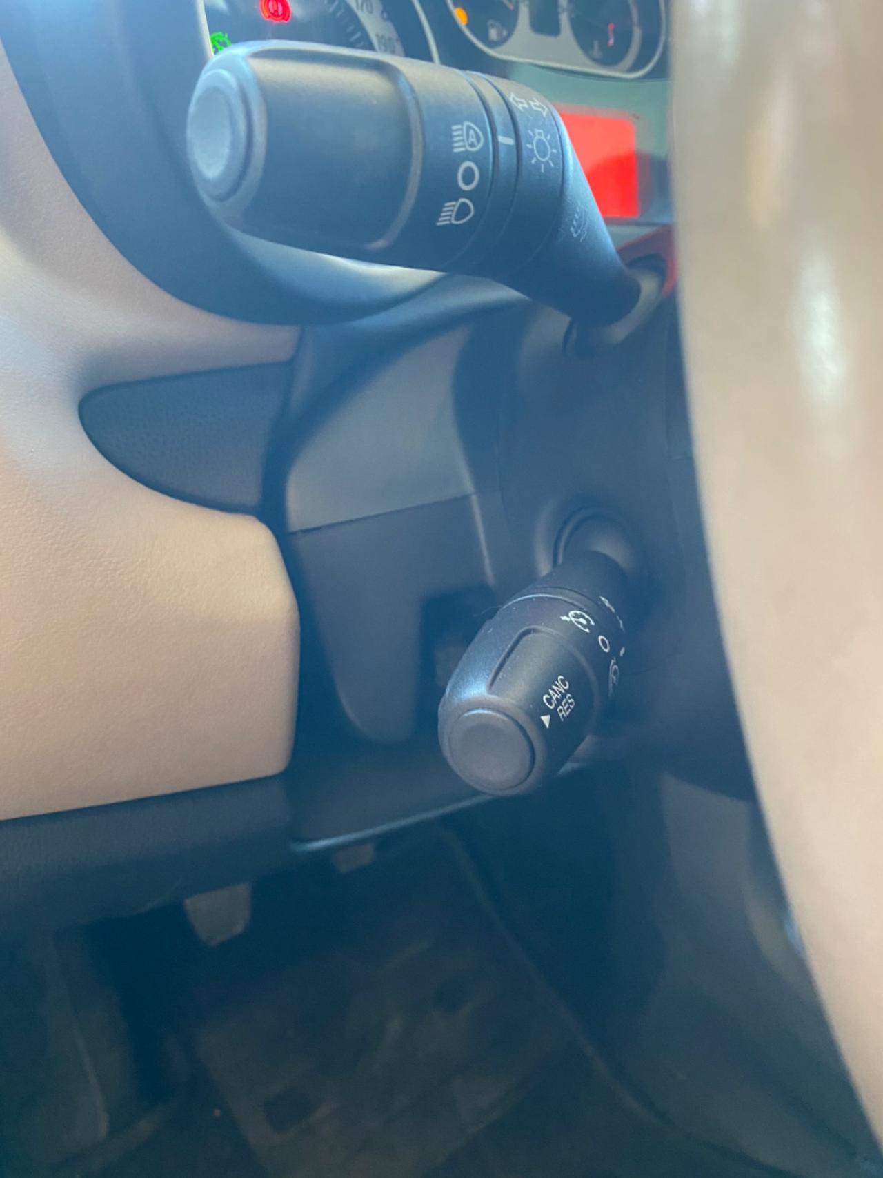 Fiat 500L Natural Power Fine 2014 Full Navi