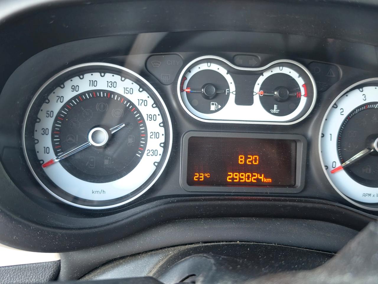 Fiat 500L 1.4 T-Jet 120 CV GPL Pop Star