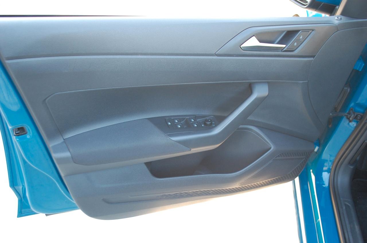 Volkswagen Polo 5p 1.0 evo Trendline 65CV Uff Italy USB Clima