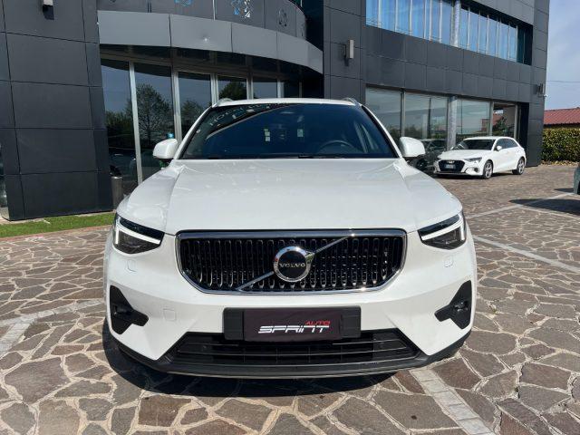 VOLVO XC40 B3 CORE AUTOMATICO 163CV MILD HYBRID PREZZO REALE