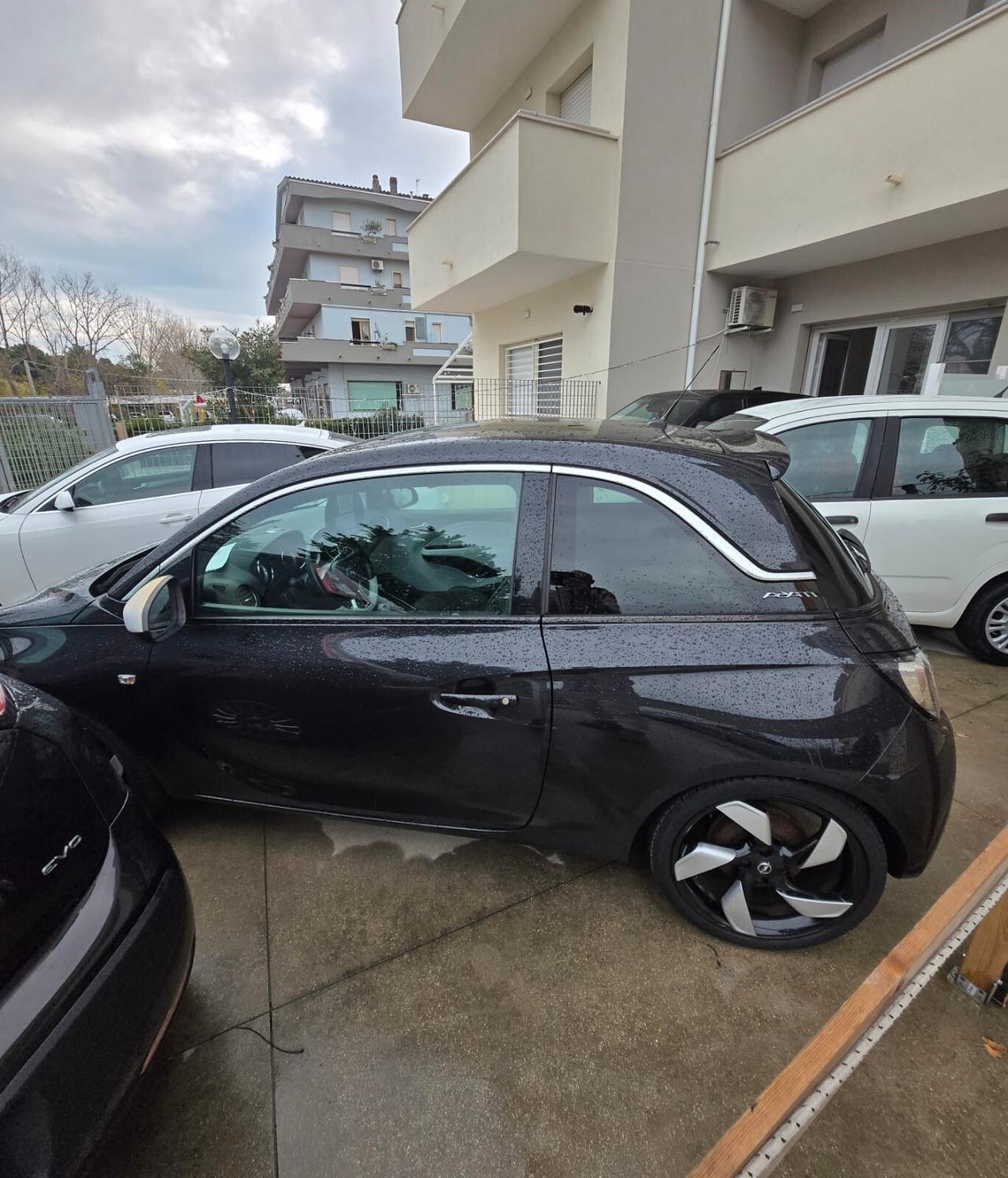 Opel Adam 1.4 100 CV White/Black Link