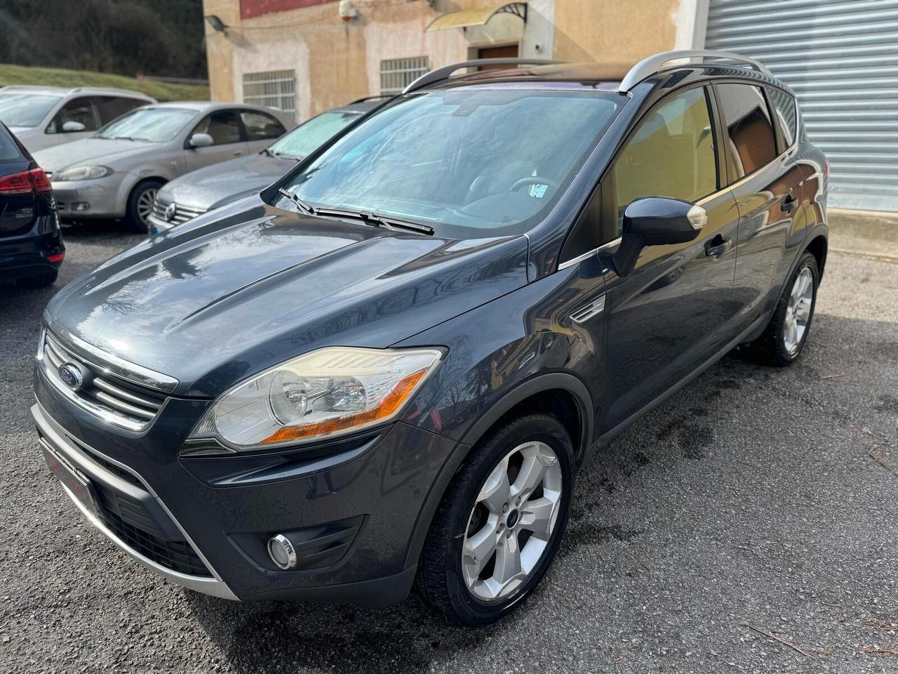 Ford Kuga 2.0 TDCi 136 CV 4WD Titanium NEOPATENTI