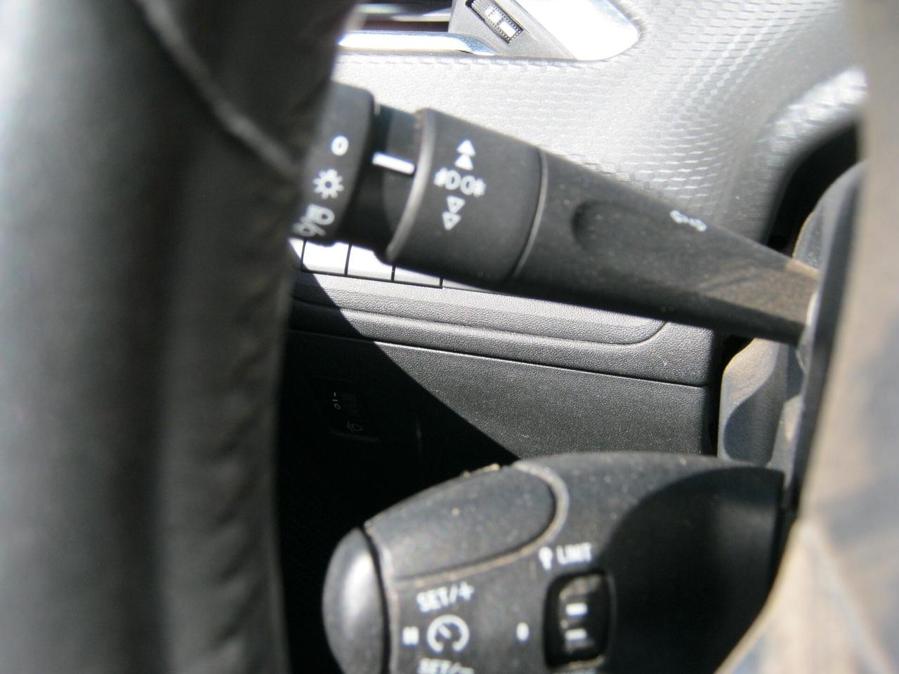 Peugeot 2008 Blue HDi 100 Active euro 6