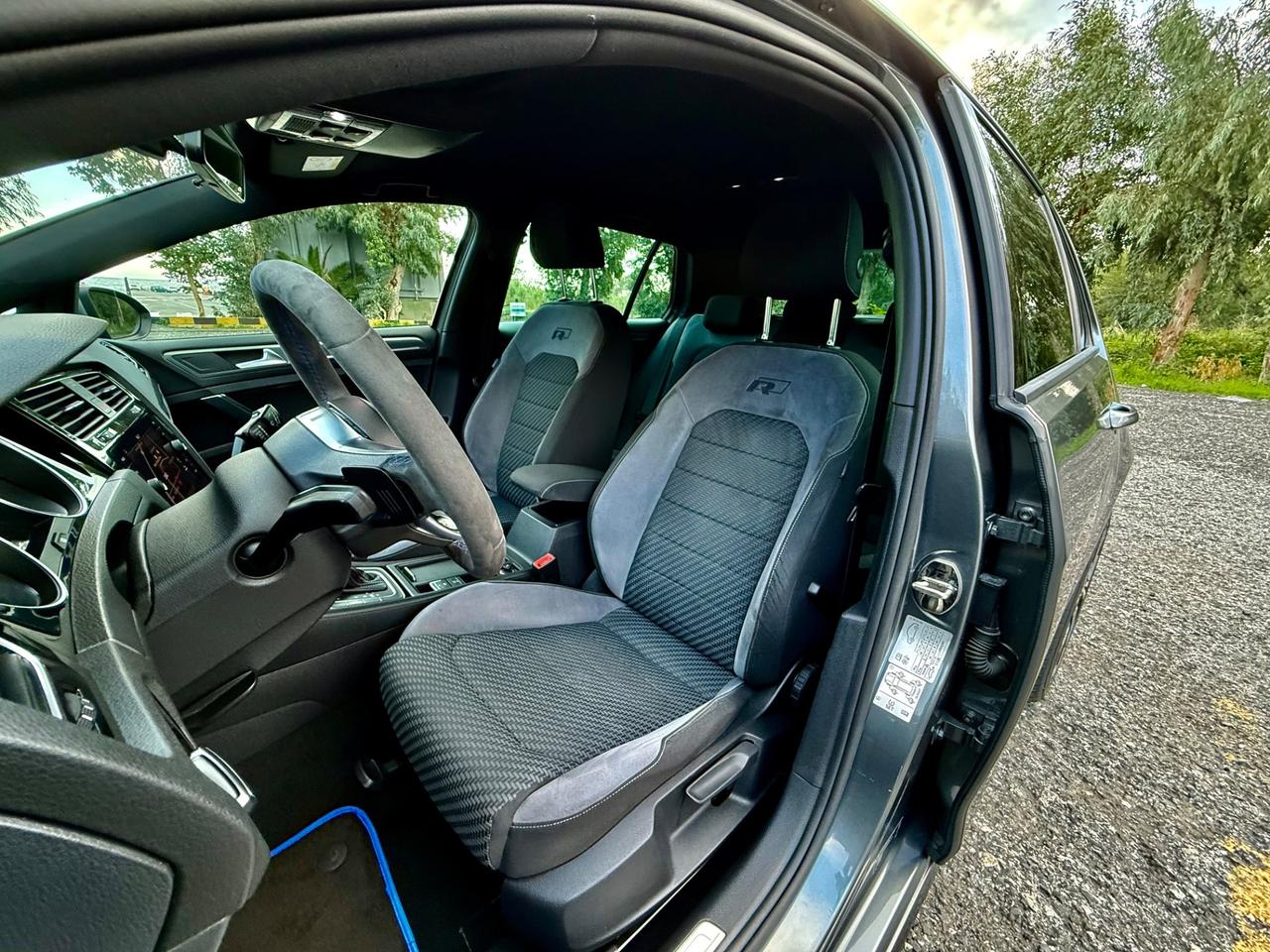 VOLKSWAGEN GOLF 1.6 TDI 115 CV DSG SPORT R LINE