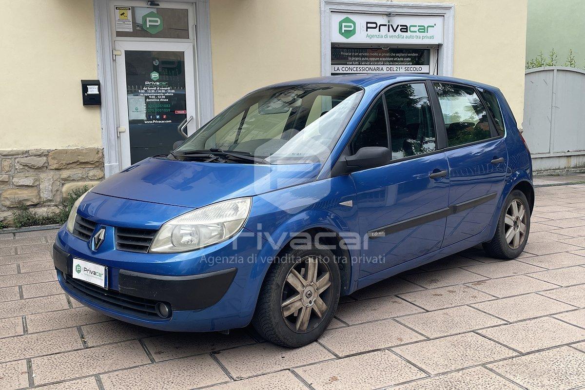 RENAULT Scénic 1.6 16V Confort Authentique