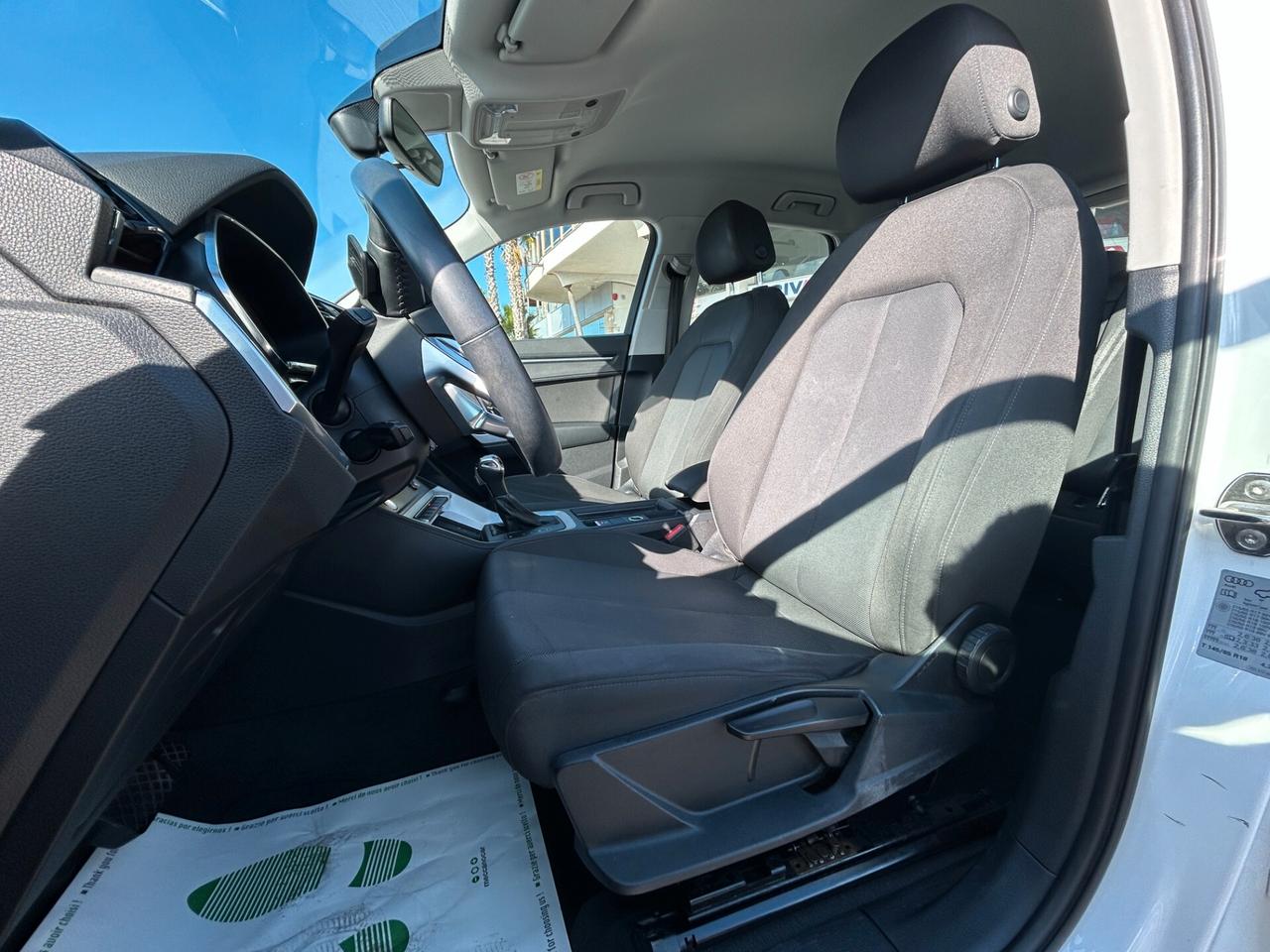 Audi Q3 35 2.0 tdi Business Advanced s-tronic