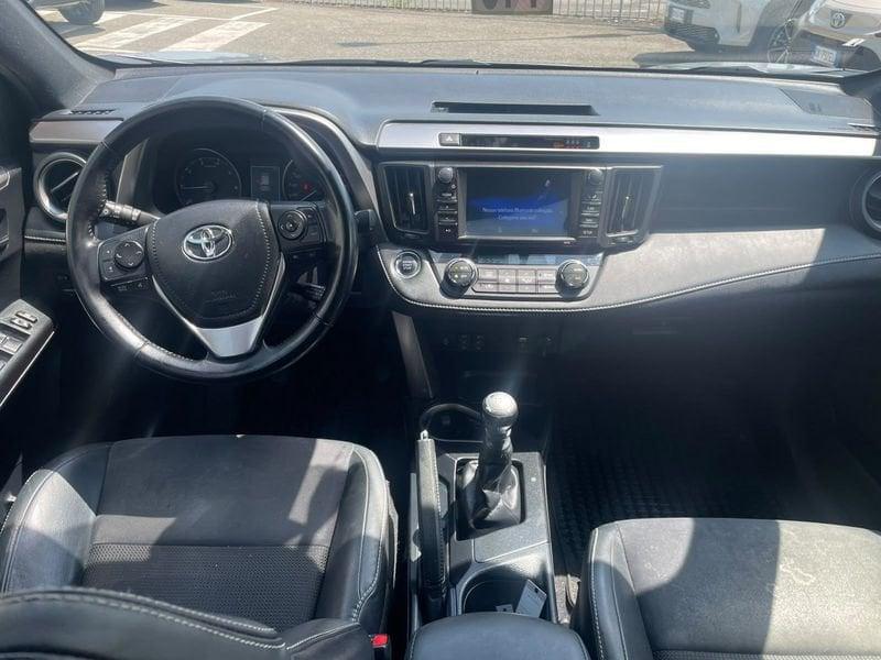 Toyota RAV4 2.0 D-4D 143cv MT Style 2WD