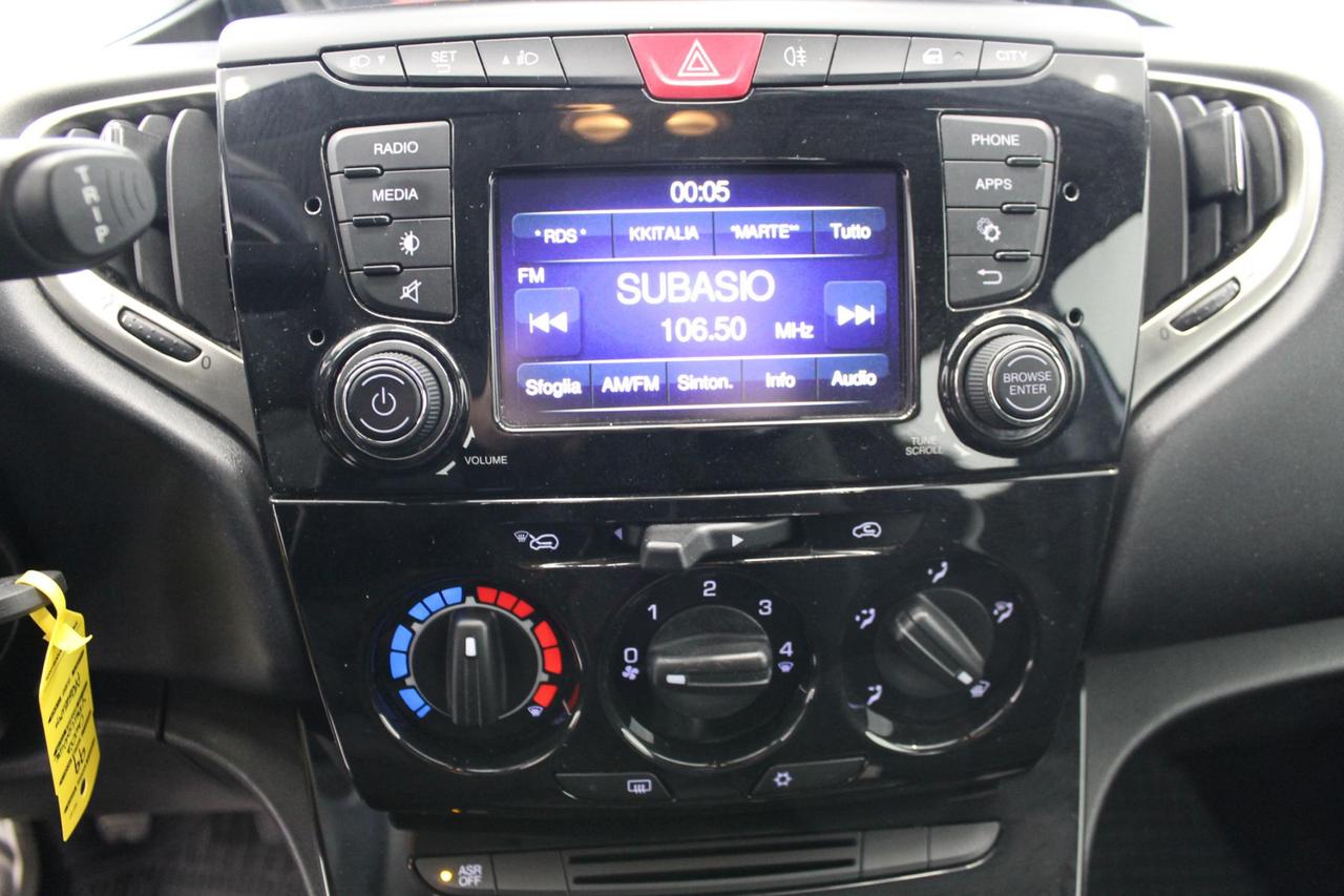 Lancia Ypsilon 1.2 Silver 70 Cv. Ecochic GPL