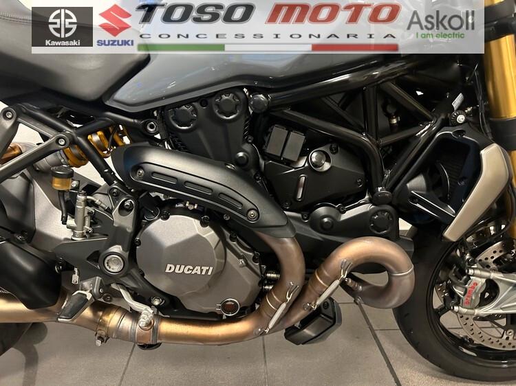 Ducati Monster 1200 S