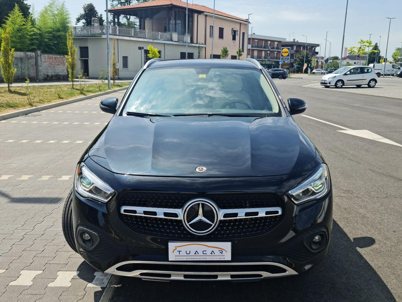 Mercedes-Benz CLA 250 PREMIUM #6265