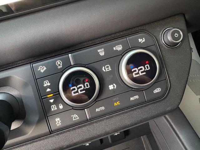 LAND ROVER Defender 110 3.0D I6 200 CV AWD Auto X-Dynamic SE AUTOCARRO