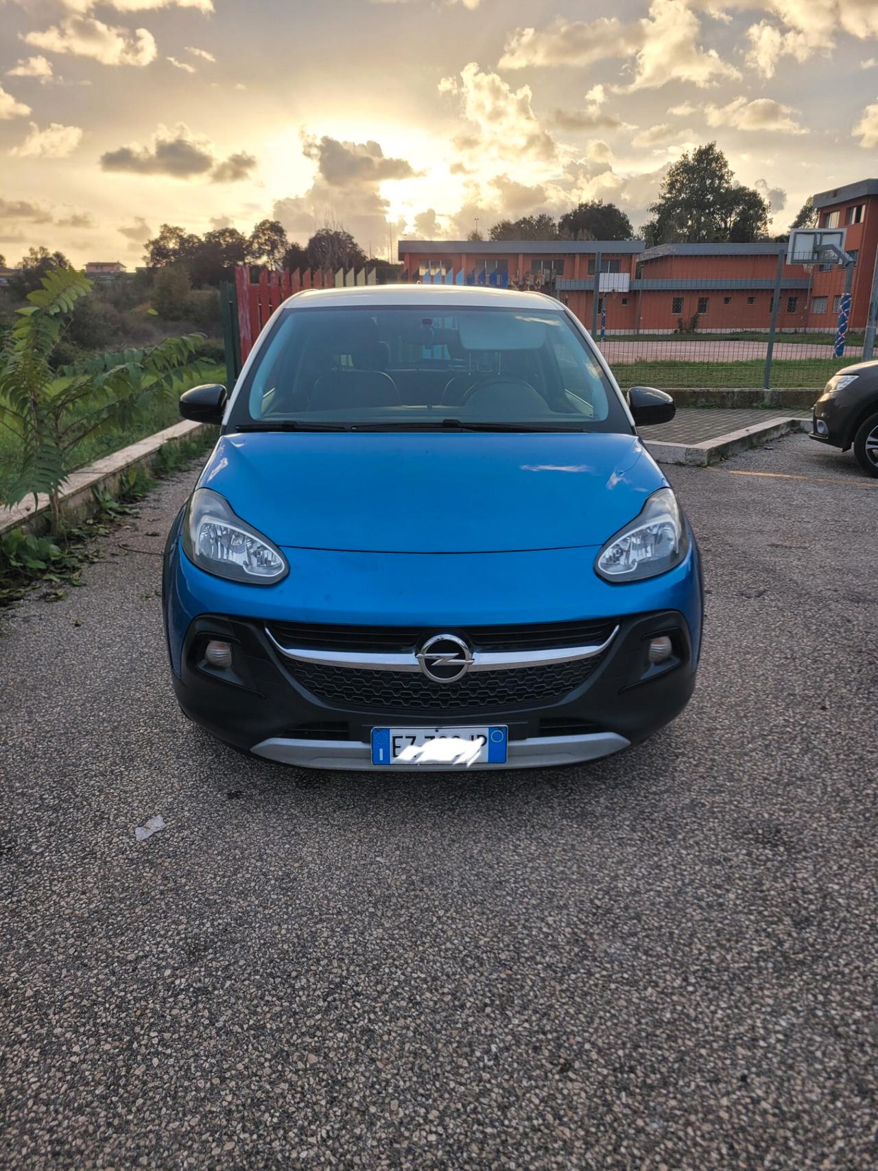 Opel Adam Rocks 1.2 70 CV Neopatentati ok