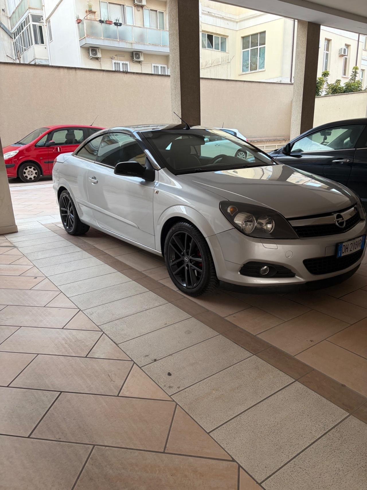 Opel Astra TwinTop 1.9 16V CDTI 150CV Cosmo