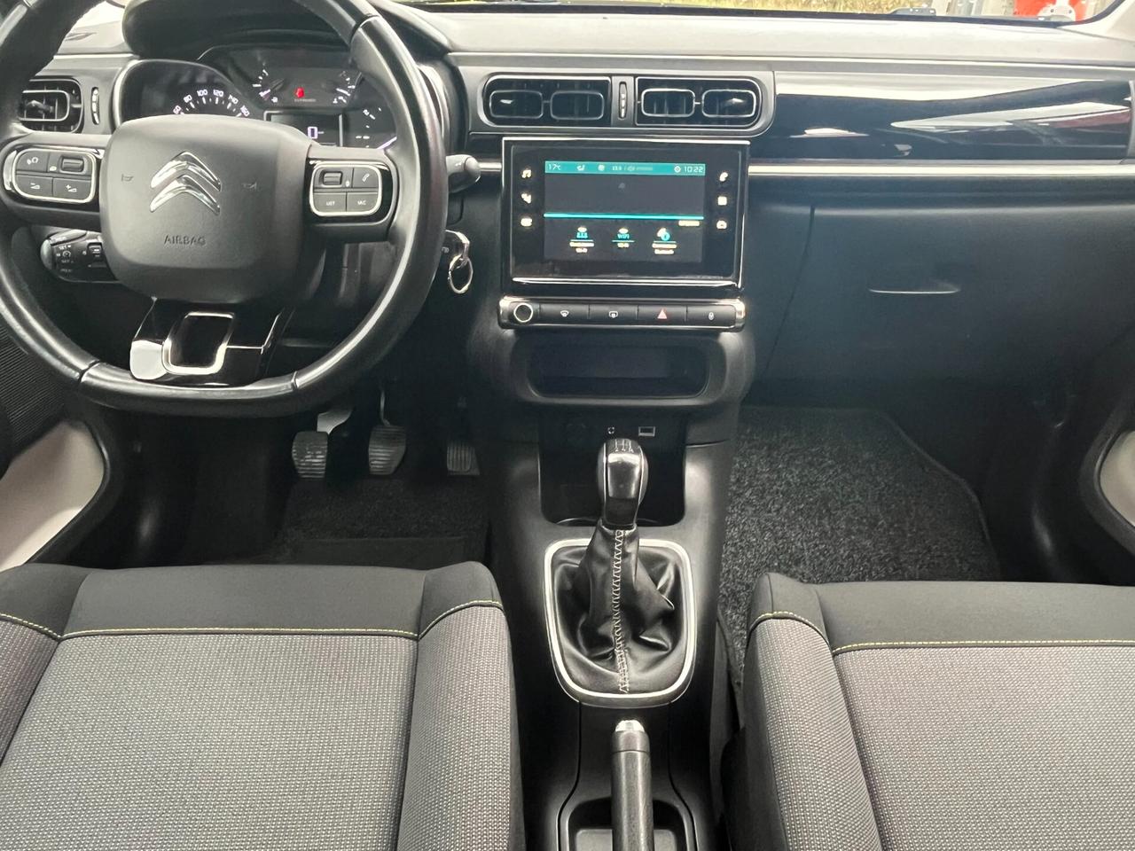 Citroen C3 PureTech 82 cv Shine