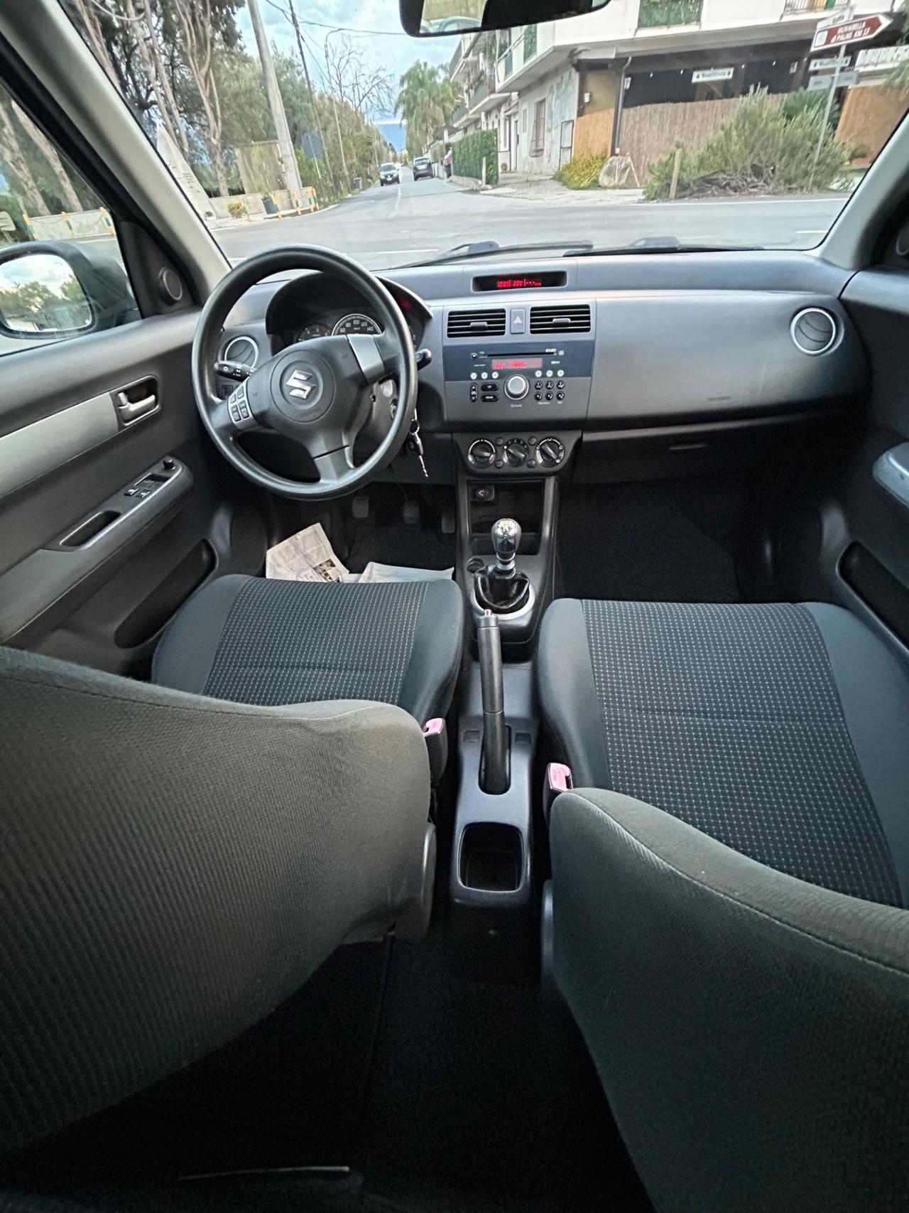 Suzuki Swift 1.3 DDiS 5p. GLX