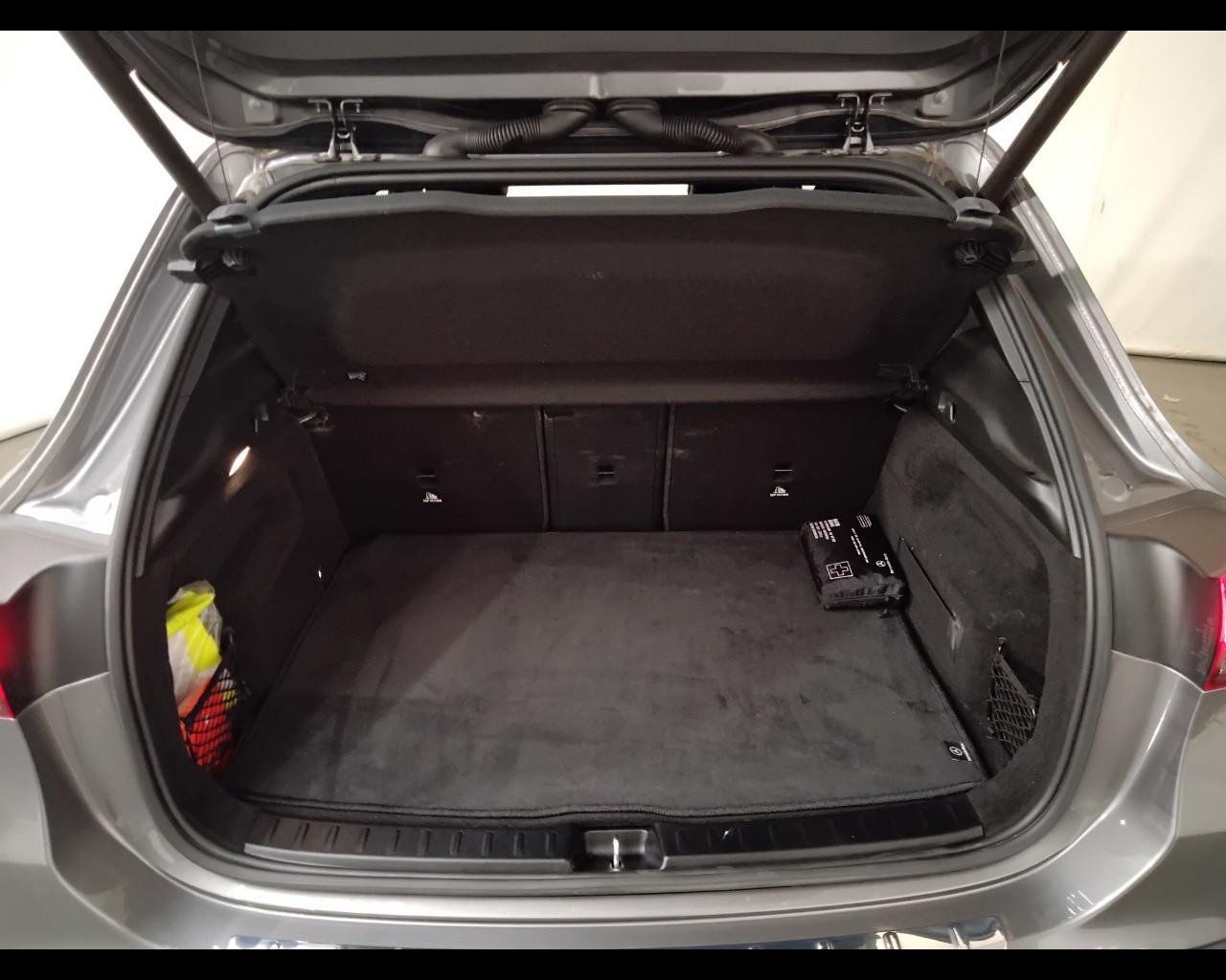 Mercedes-Benz GLA-H247 2020 - GLA 200 d Premium auto