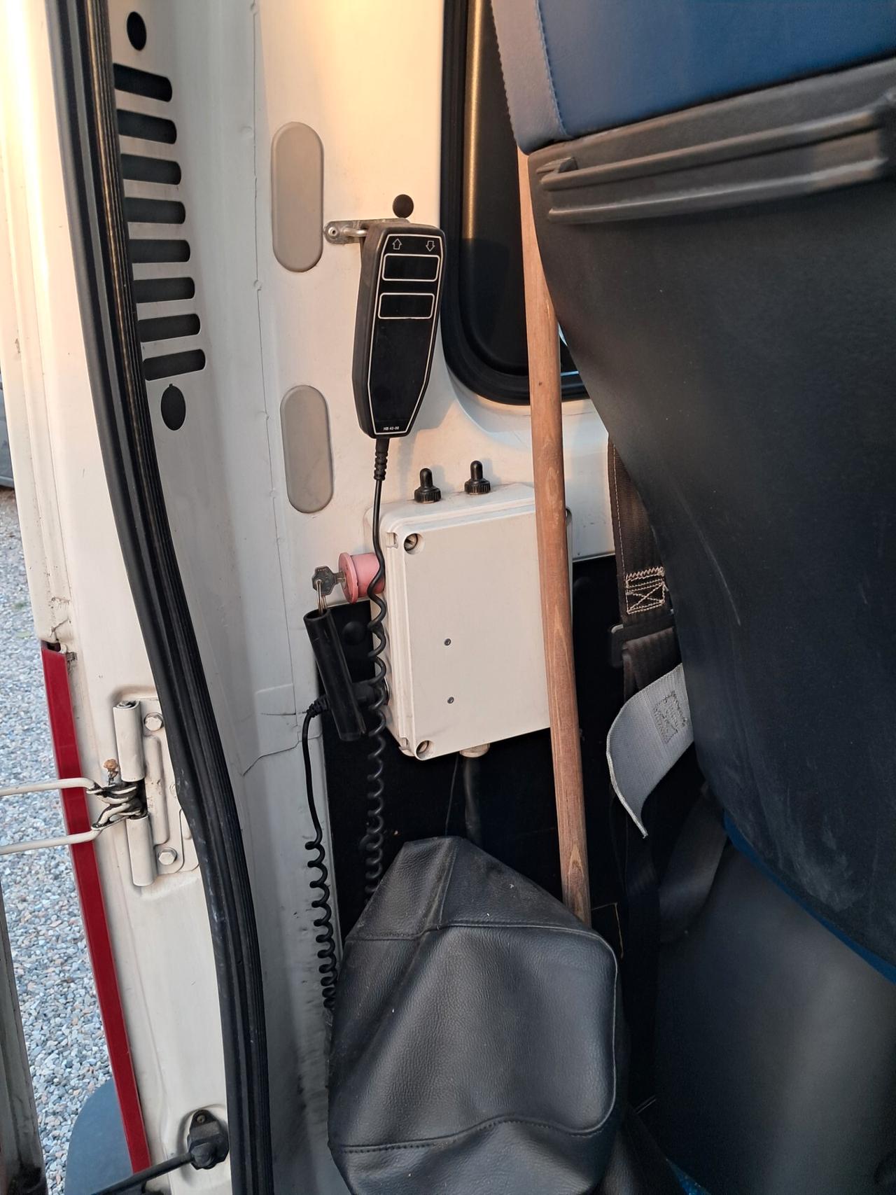 Fiat Ducato 2.3 JTD 9 posti Pedana per Disabili