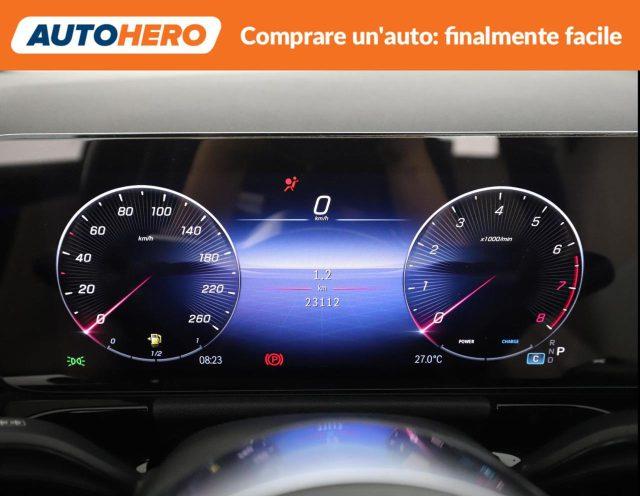 MERCEDES-BENZ GLA 180 Automatic Progressive Advanced