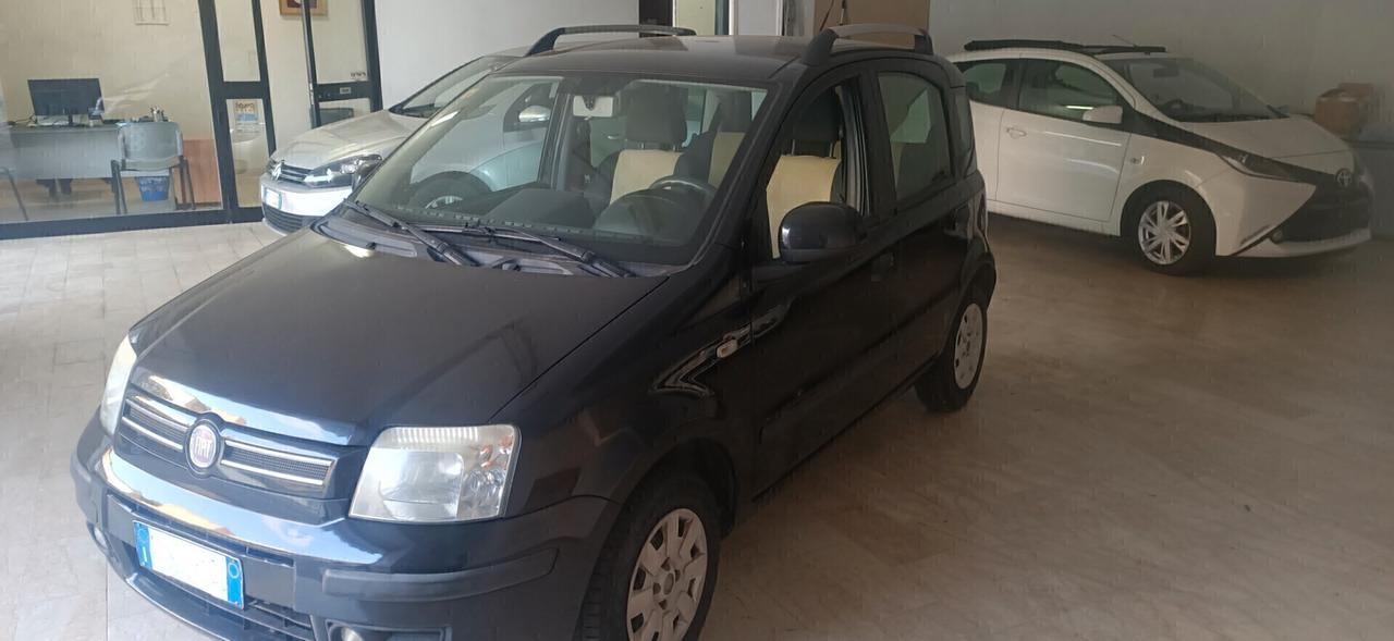 Fiat Panda 1.2 Dynamic CON MOTORE RIFATTO A NUOVO ANNO 2010 GPL E GANCIO DI TRAINO OMOLOGATO