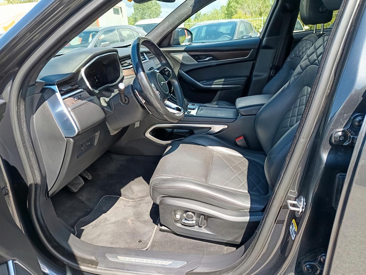 Jaguar F-Pace 2.0 D i4 MHEV 204 CV AWD aut. HSE